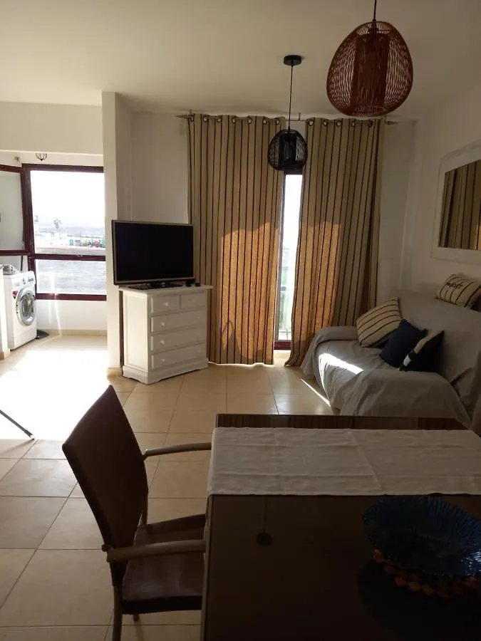 Bienvenue Appart Lumineux Avec Ascenseur Et Vue Sur La Mer Corralejo 0*,